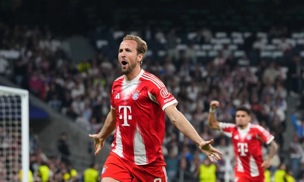 В какой джерси появлялся «Ливерпуль» в этом сезоне – в синей или зеленой?