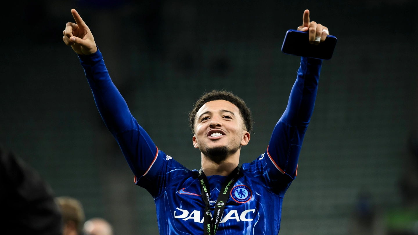 Вспомните клубы звезд АПЛ разных эпох?